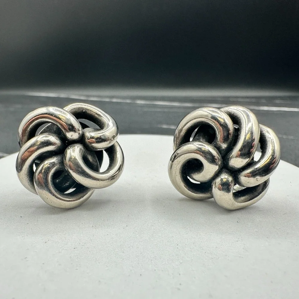 The Unbranded Brand vintage silver